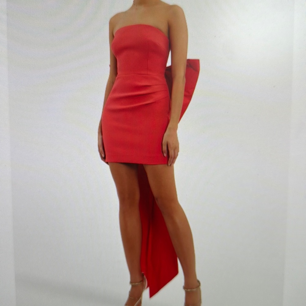 Rebecca Vallance Bon Ami strapless mini dress in hot pink ! Size US size 6